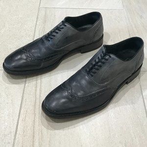 John Varvatos leather wingtip oxford size 9.5